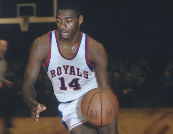 他回家了，回到了深爱的巴塞罗那