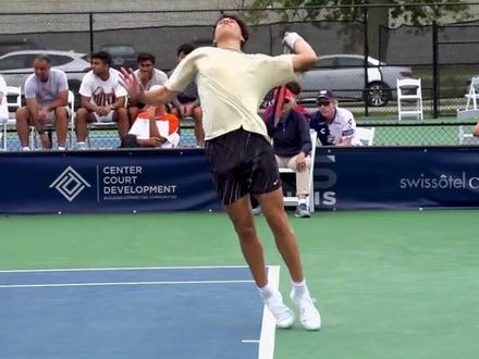 极致空气动力学 1997年迈凯伦梅赛德斯F1车队的Actros 2557运输车