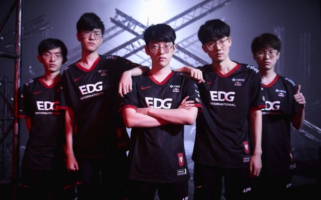 在各种不利 在各种不利